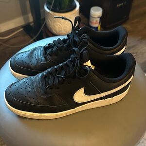 Nike Court Vision Low Black White Sneakers MEN’S SIZE 9.5